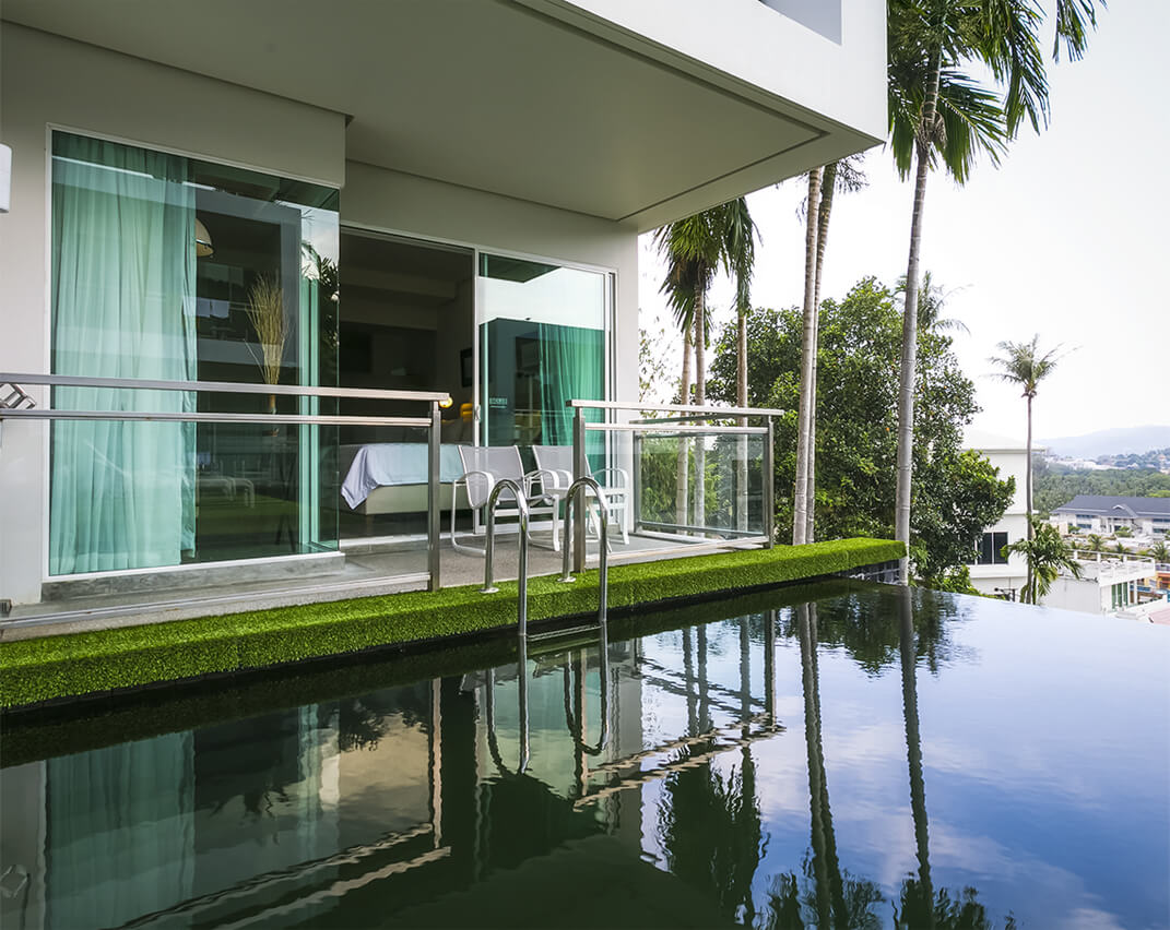 Grand Pool Access with direct pool access